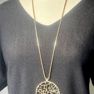 Amulette Lebensbaum in Gold auf schwarzen Stoff